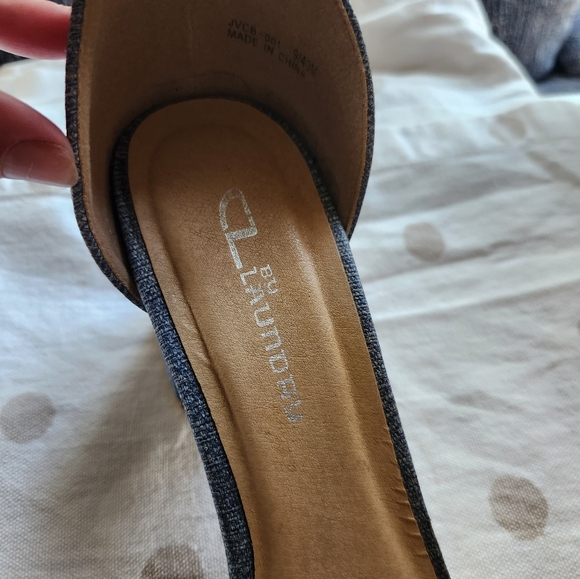 Blue denim-look block heels size 9 - Picture 3 of 4